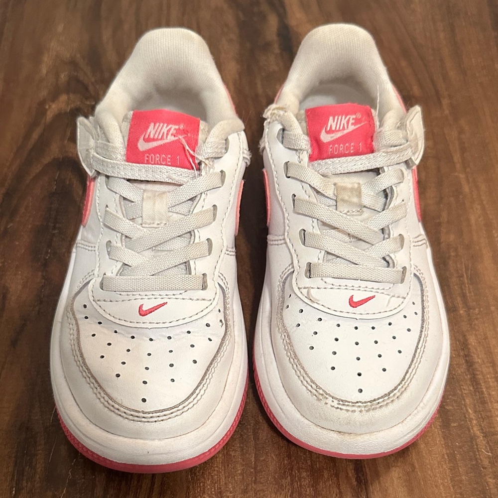 Nike Kids White and Pink Force 1 Sneakers